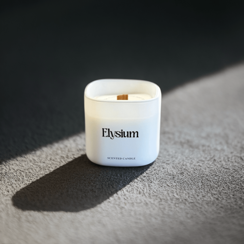 White Bloom - Scented candle in White - Elysium Decor